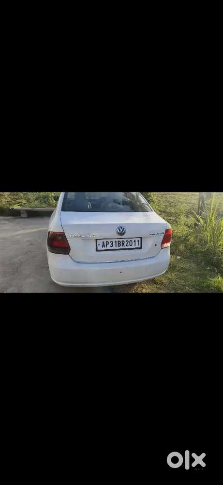 Volkswagen Vento Diesel Highline 2011