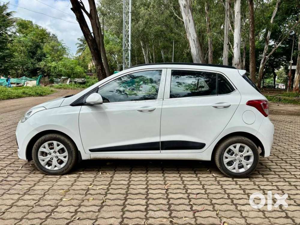Hyundai Grand I10 2013-2016 Sportz, 2015, Petrol