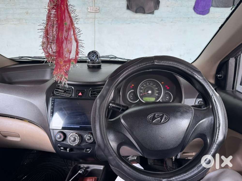 Hyundai Eon Magna 2012