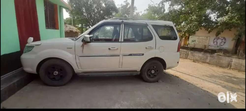 Tata Safari Storme 2017 Diesel 4x2 Car