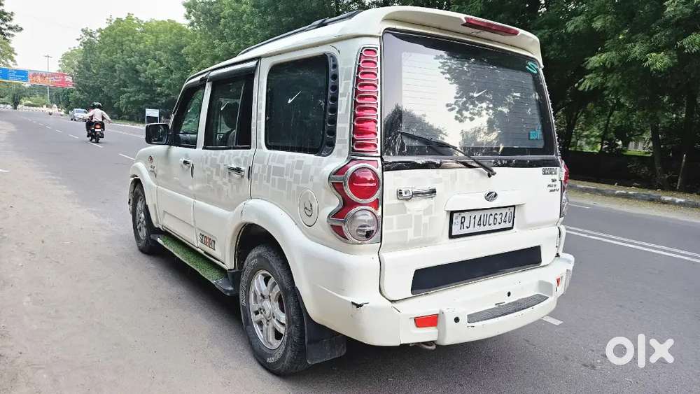Mahindra Scorpio 2012