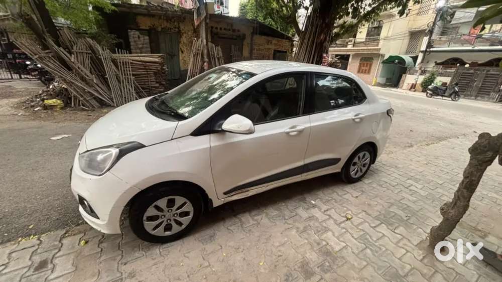 Hyundai Xcent 2015 Petrol Model