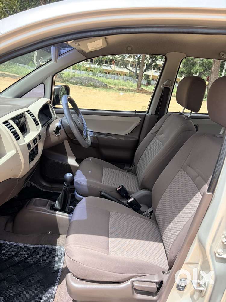 Maruti Suzuki Zen Estilo Lxi Bs Iv, 2010, Petrol