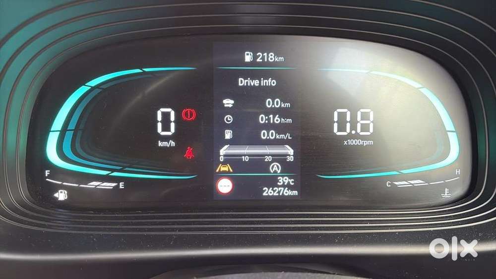 Hyundai Venue Petrol Manual 2024