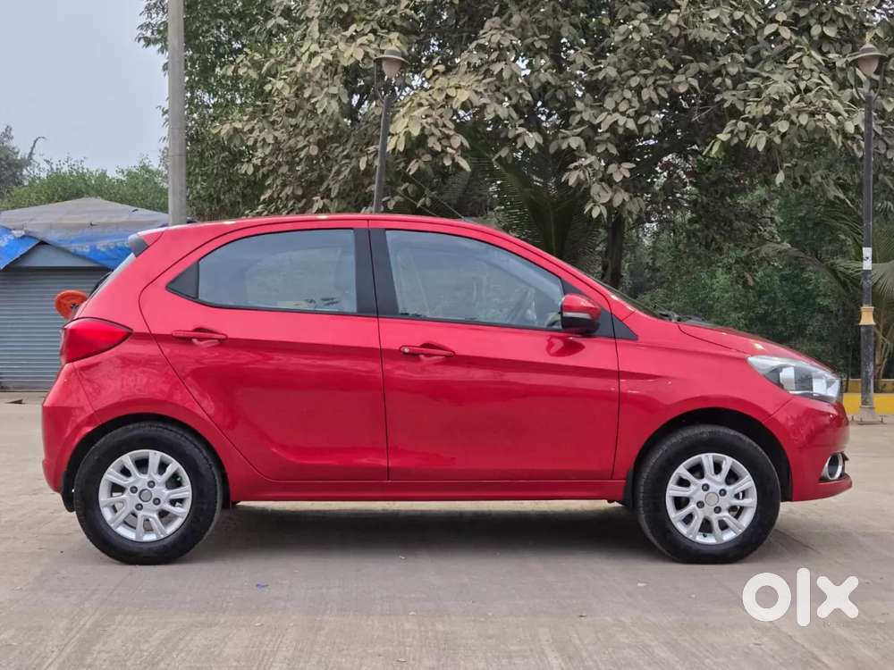 Tata Tiago Xza, 2017, Petrol