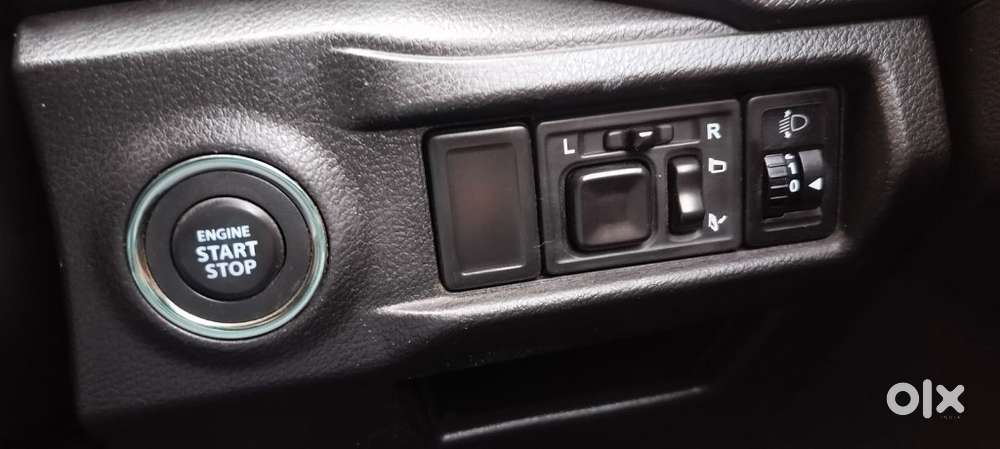 Maruti Suzuki Brezza Zxi Plus At, 2018, Diesel