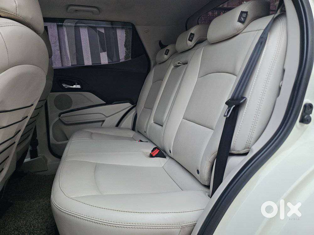 Mahindra Xuv300 W8 Option Diesel, 2022, Diesel