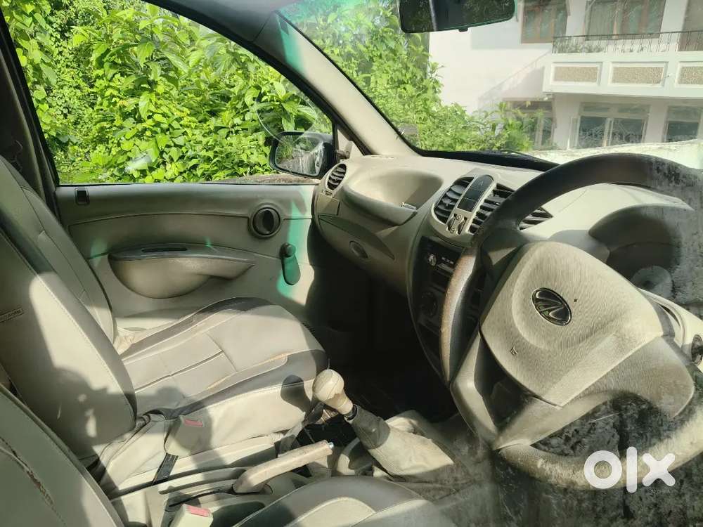 Mahindra Quanto 1.5 C2 2012