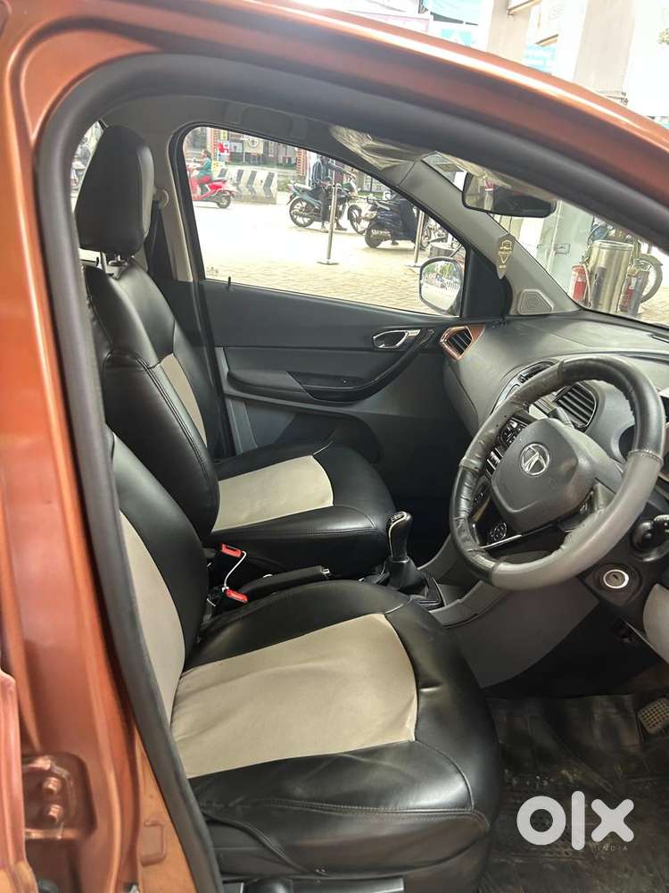 Tata Safari