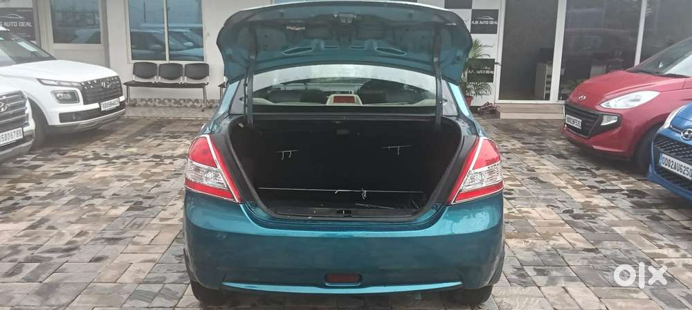 Maruti Suzuki Swift Dzire 1.3 Zxi, 2014, Petrol