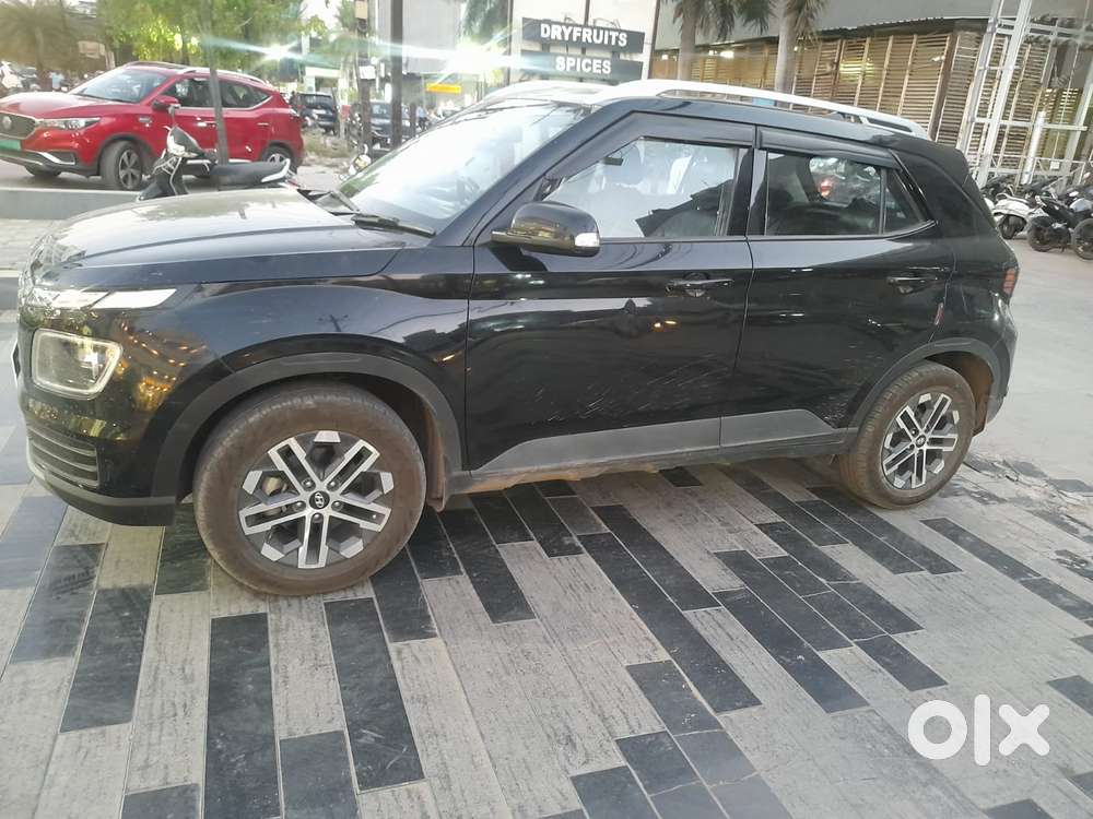 Hyundai Venue [2022-ongoing] 1.5 Crdi Sx, 2023, Diesel