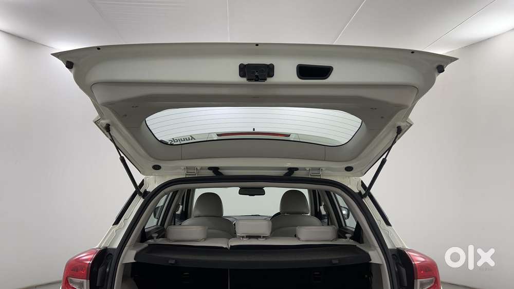 Mahindra Xuv300 W8 Option Diesel, 2023, Diesel
