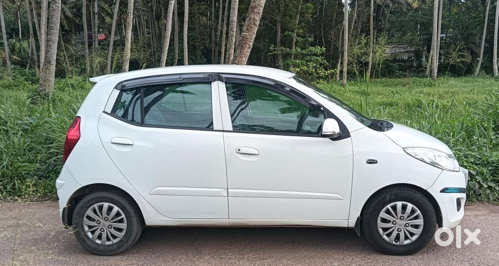 Hyundai I10 Sportz, 2013, Petrol