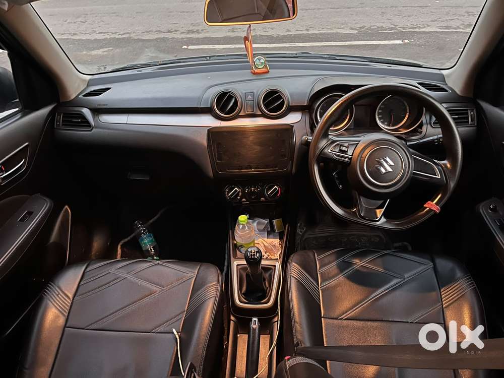 Maruti Suzuki Swift Vxi + Manual, 2022, Petrol