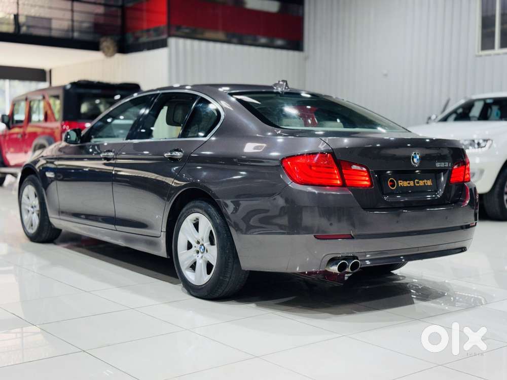 Bmw 5 Series 523i Sedan, 2010, Petrol