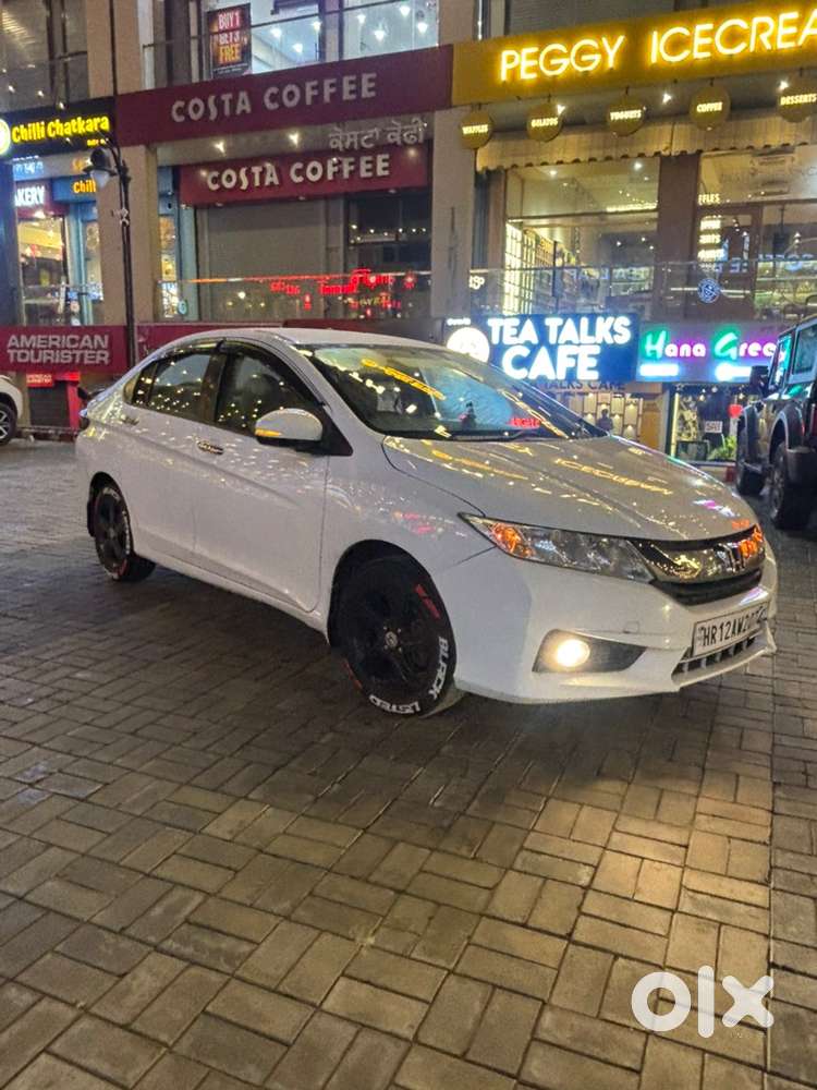 Honda City 2015 Diesel Well Maintained.