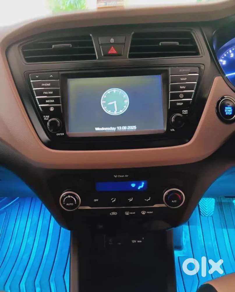 Top End Model Having All Features Push Start,keyless Entry Etc Etc