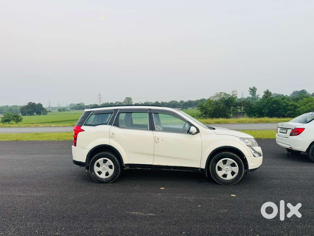 Mahindra Xuv500 At W6 2wd, 2017, Diesel
