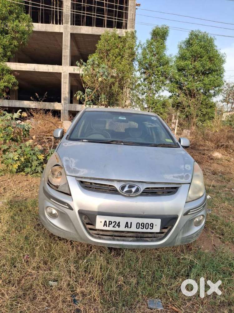 Hyundai I20 1.4 Crdi Sportz 6 Speed Bs Iv, 2011, Diesel