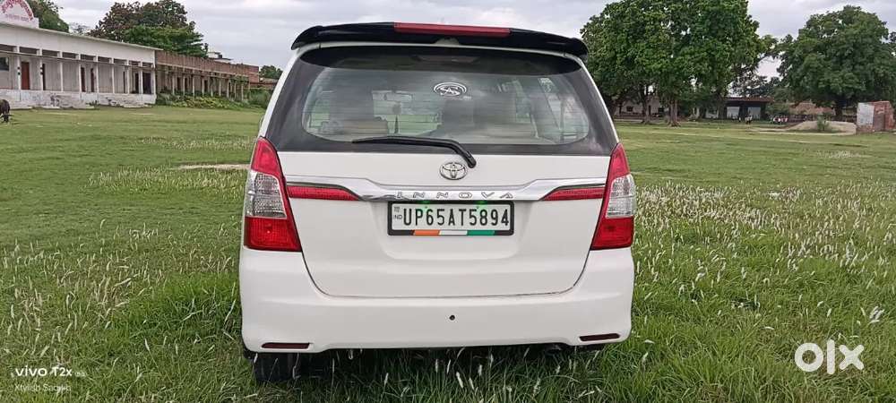 Toyota Innova Petrol Manual 2010 Car