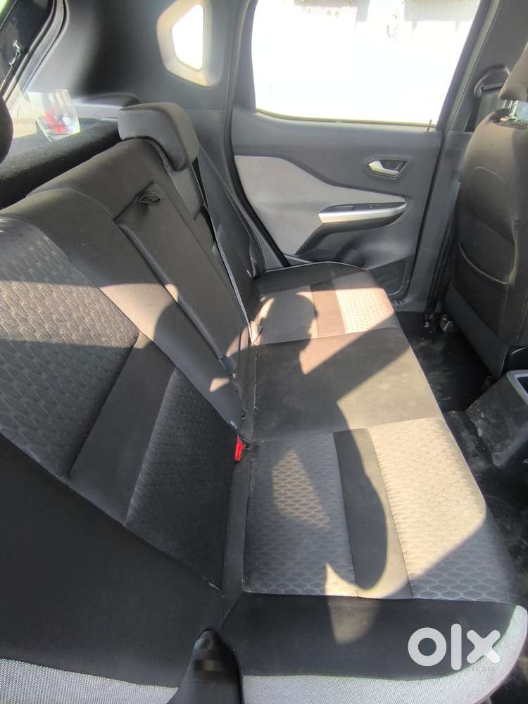 Nissan Magnite 1.0 Xv, 2023, Petrol