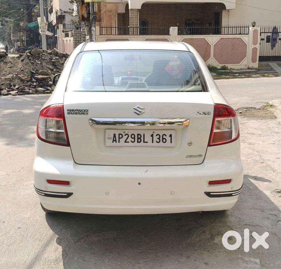 Maruti Suzuki Sx4 2007-2012 Zxi At, 2011, Petrol