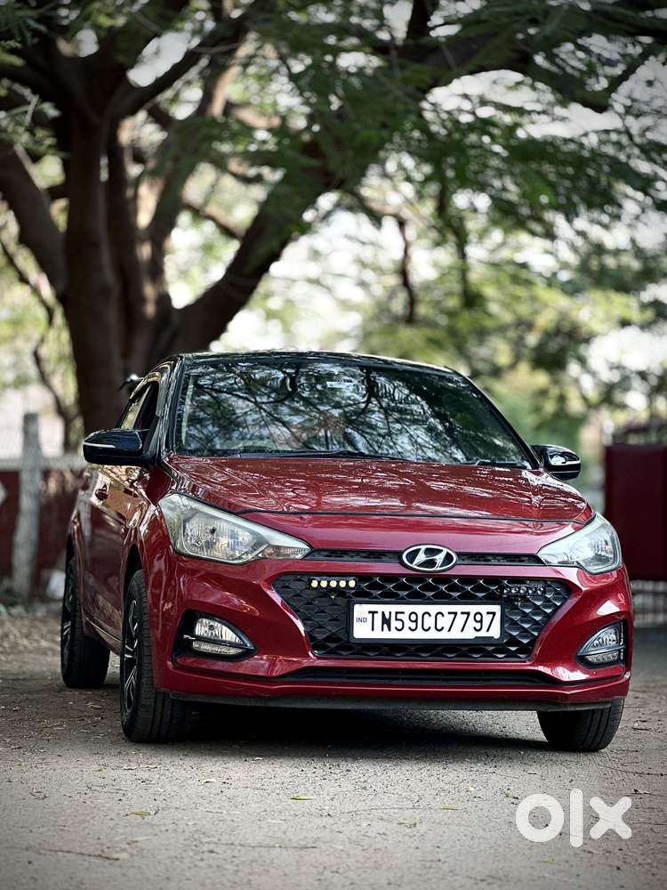 Hyundai I20 Sportz 1.2 Ivt Dual Tone, 2018, Petrol