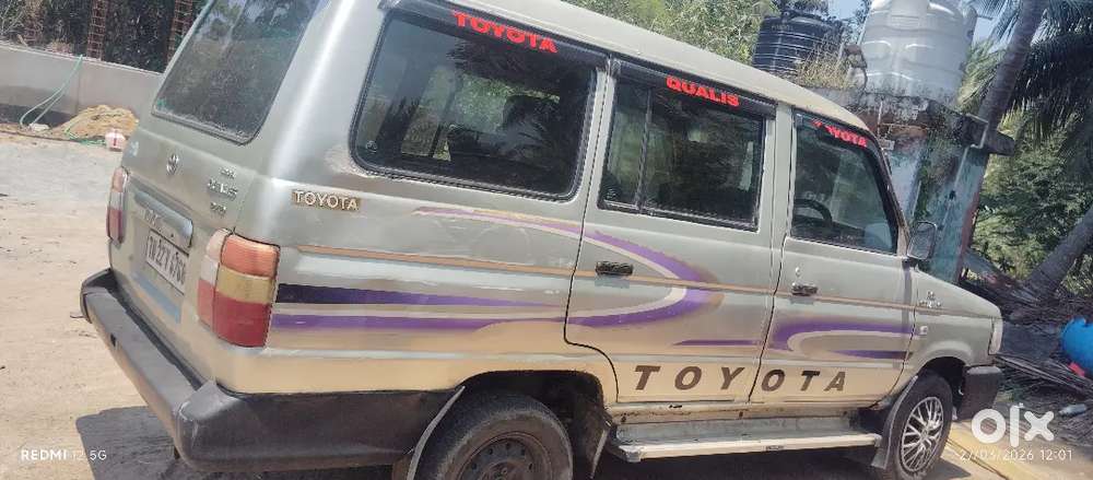 Toyota Qualis 2003