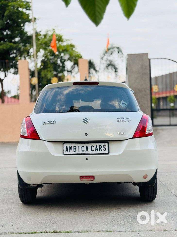 Maruti Suzuki Swift Lxi Optional-o, 2013, Cng & Hybrids