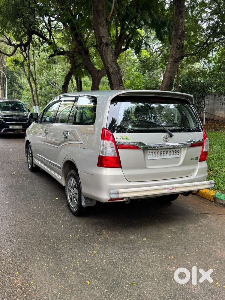 Toyota Innova Diesel 2015