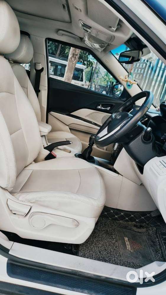 Mahindra Xuv300 W8 Option Diesel, 2022, Diesel