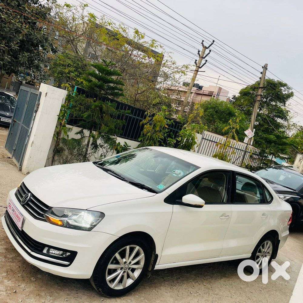 Volkswagen Vento 1.2 Highline Plus At 16 Alloy, 2018, Petrol
