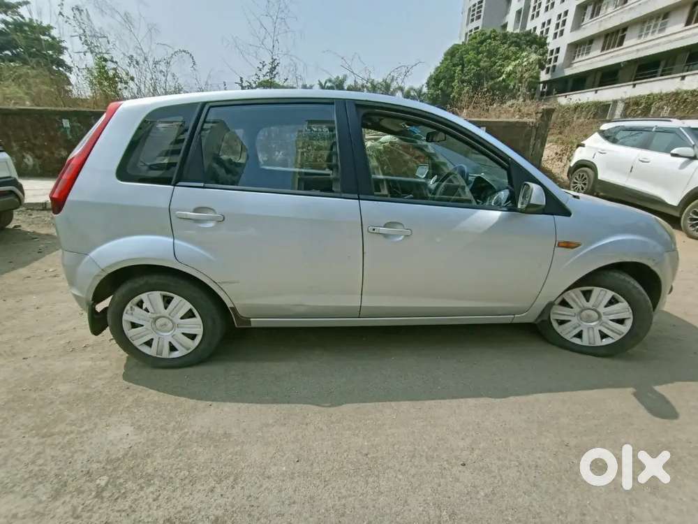 Ford Figo Zxi 2011 Model