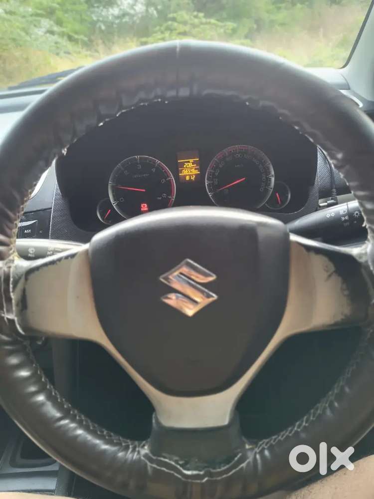 Maruti Suzuki Swift 2015