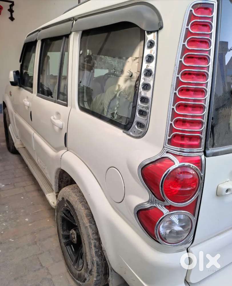 Mahindra Scorpio 2012 Diesel Well Maintained