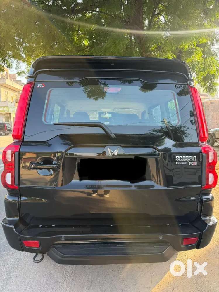 Mahindra Scorpio Classic 2.2 S 2023