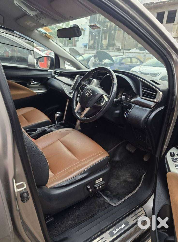 Toyota Innova Crysta 2.8z Automatic, 2018, Diesel