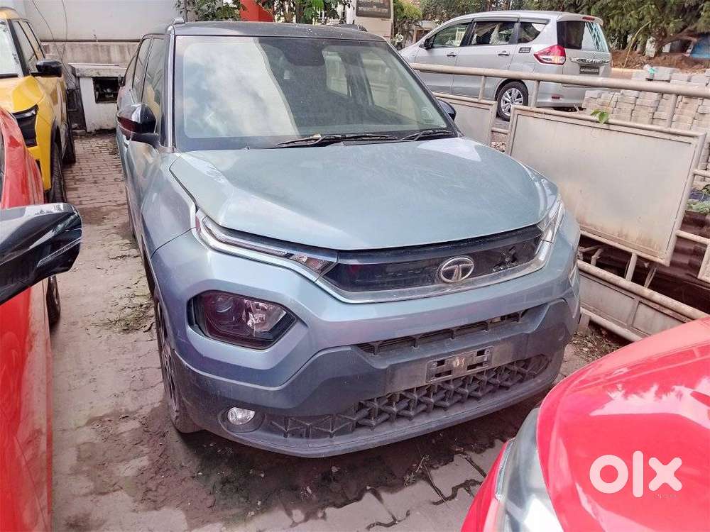 Tata Punch Creative Flagship Dual Tone Mt, 2023, Petrol