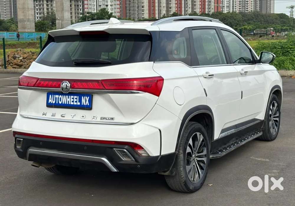 Mg Hector Plus Savvy Pro 1.5 Turbo Petrol Cvt 6 Str, 2023, Petrol