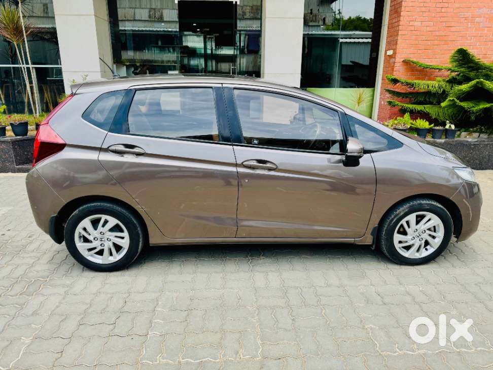 Honda Jazz V Cvt, 2016, Petrol
