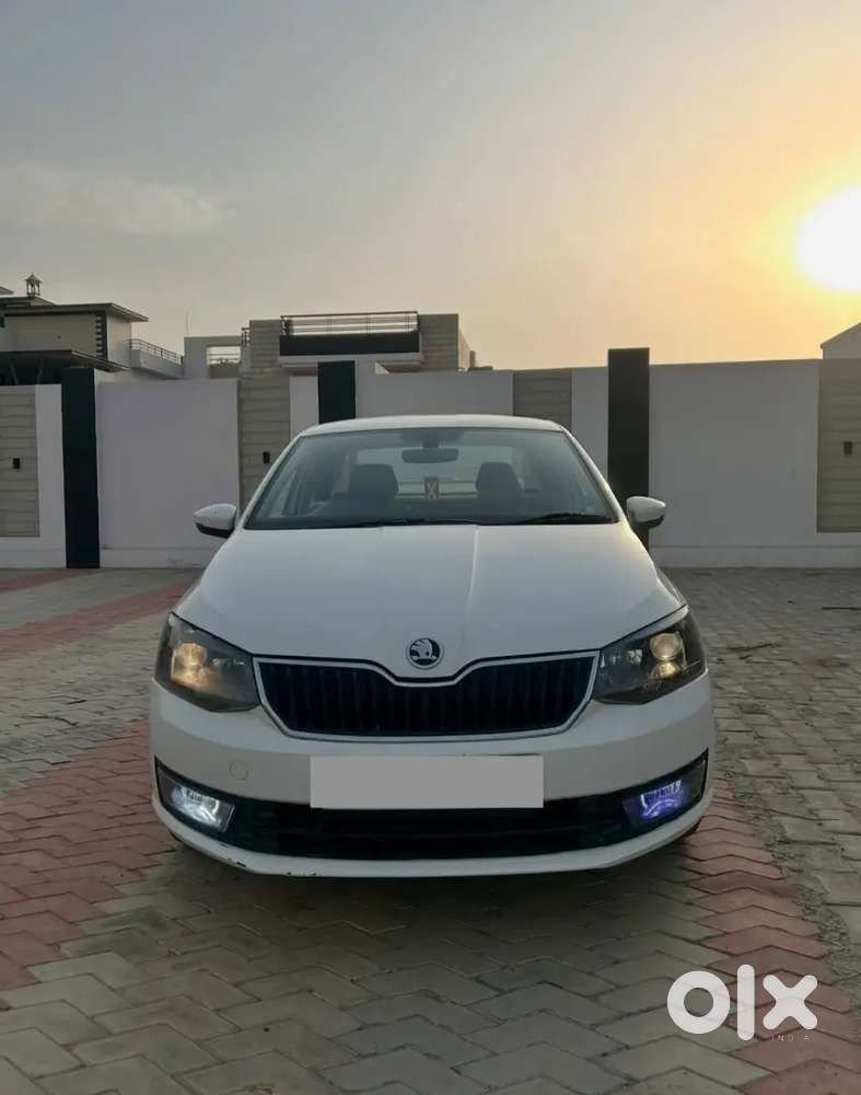 Skoda Rapid Petrol Manual Excellent Condition For Immediate Sale