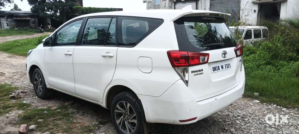 Toyota Innova Crysta 2.4 G Mt, 2022, Diesel