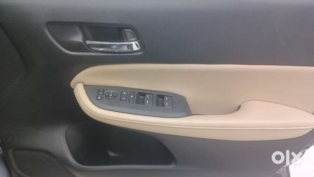 Honda City I-vtec Cvt Zx, 2023, Petrol
