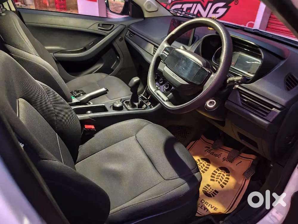 Tata Nexon 2025 Petrol 20500 Km Driven