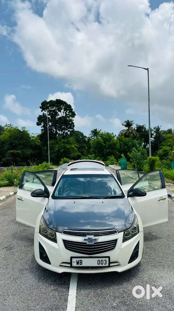 2014  Chevrolet Cruze Ltz  Manual - 1st Owner  Type - 2