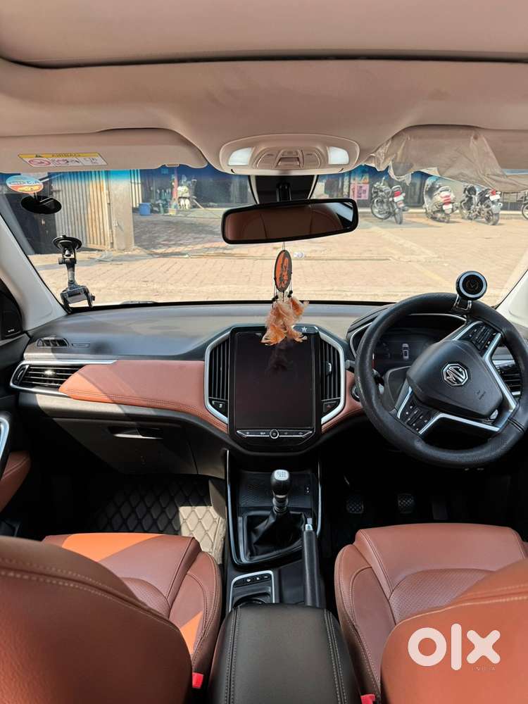 Mg Hector Plus 2023 Diesel Well Maintained