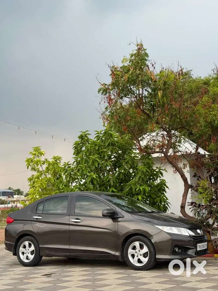 Honda City 1.5 V 2014