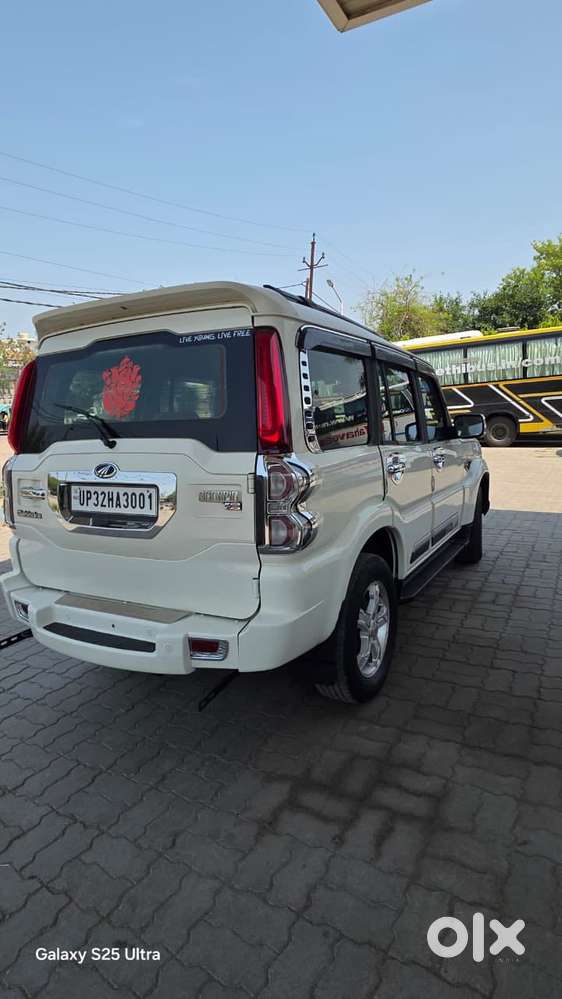 Mahindra Scorpio S10, 2016, Diesel
