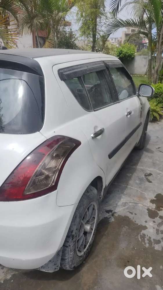 Maruti Suzuki Swift 2012 Diesel 95000 Km Driven