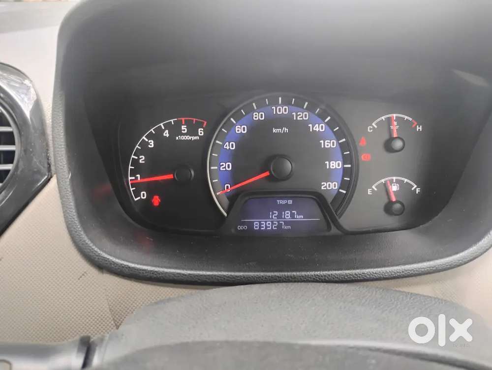 Hyundai Xcent Diesel 2016, 83000 Km Driven